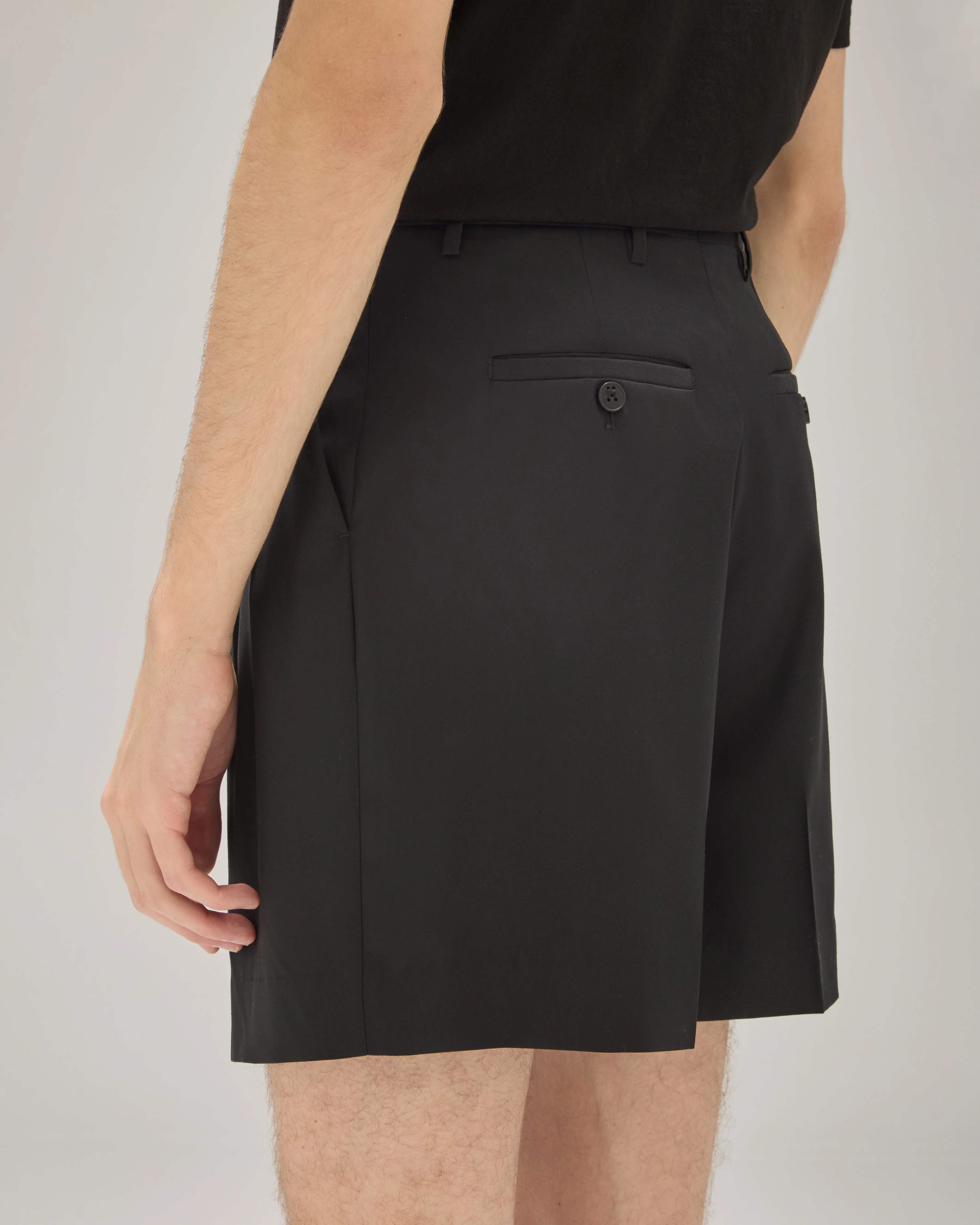 Bermuda Lee - Image 4